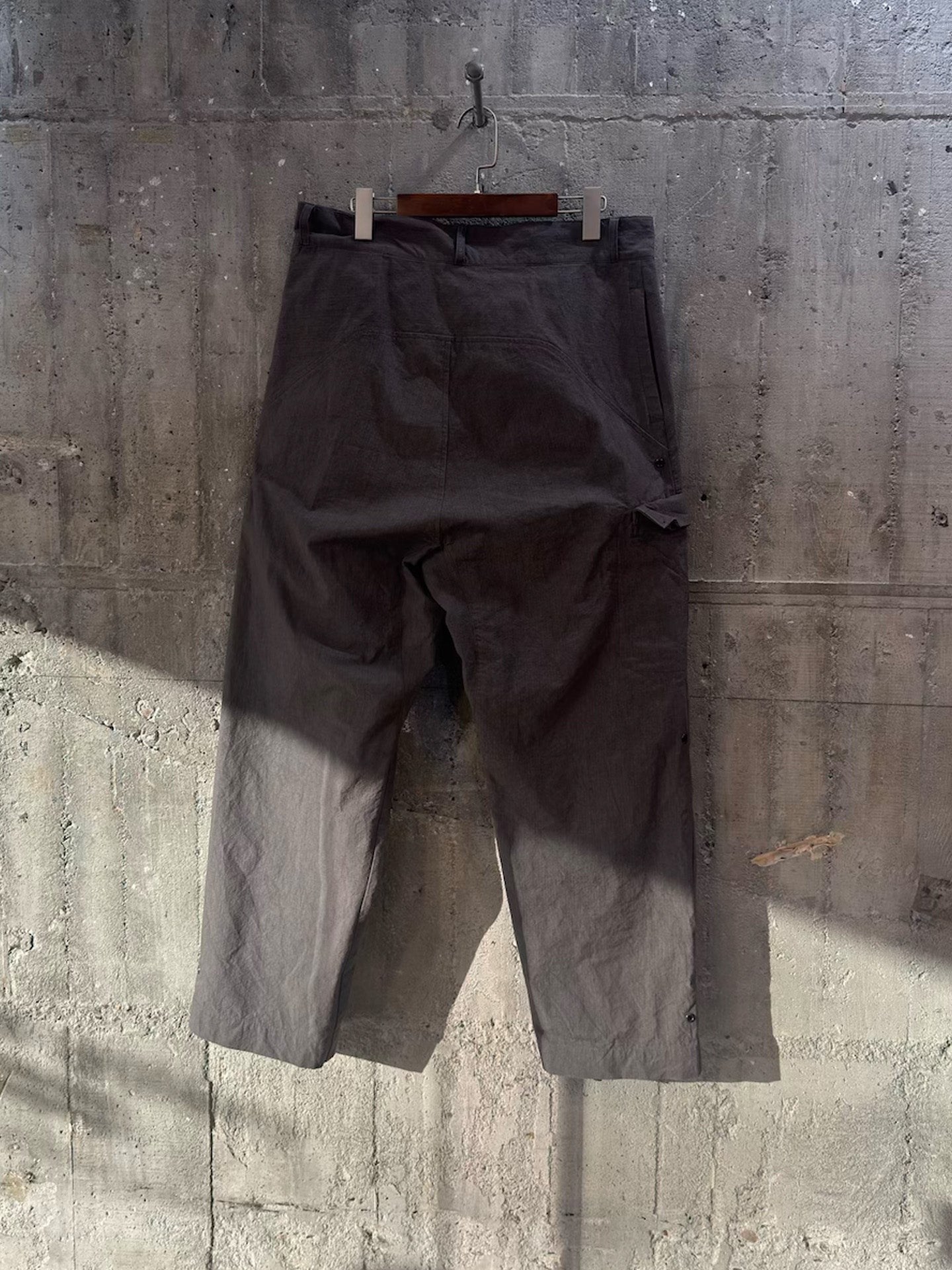 FANG AIR FORCE PANTS (SKIRT), Charcoal