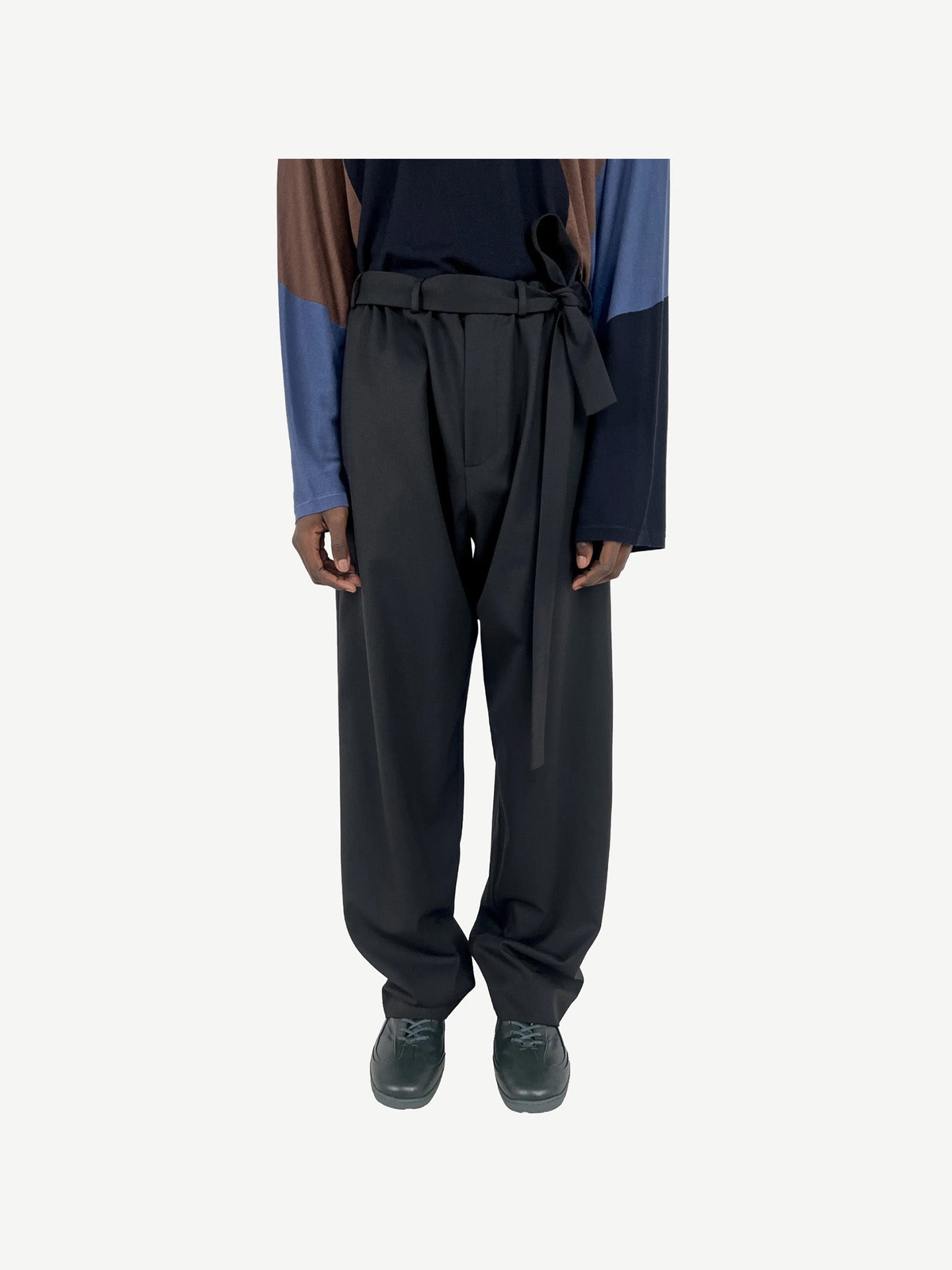 LAAN GATHERED TROUSERS, CROW BLACK