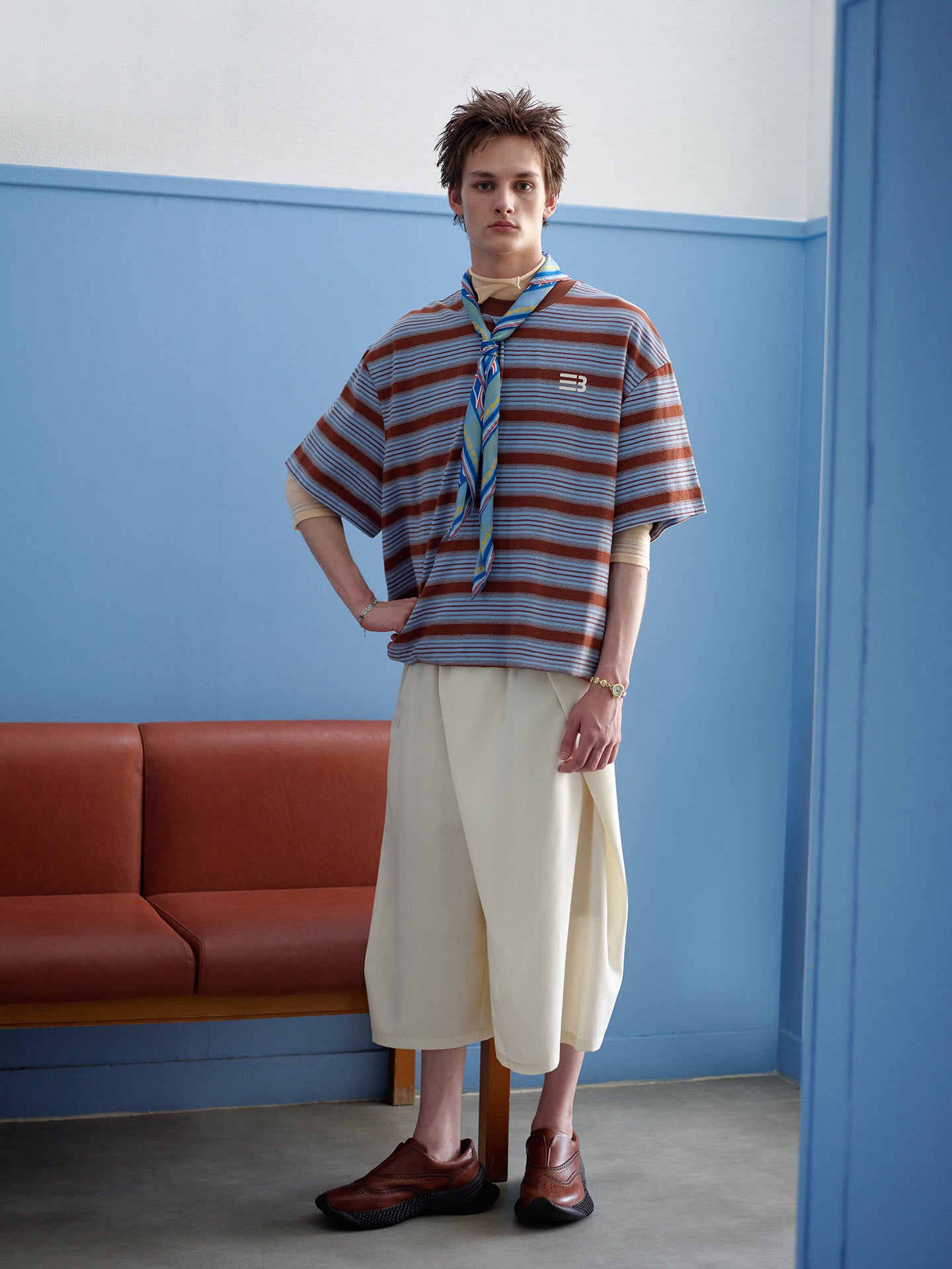 JODYE TWIST TEE, Sepia Horizon