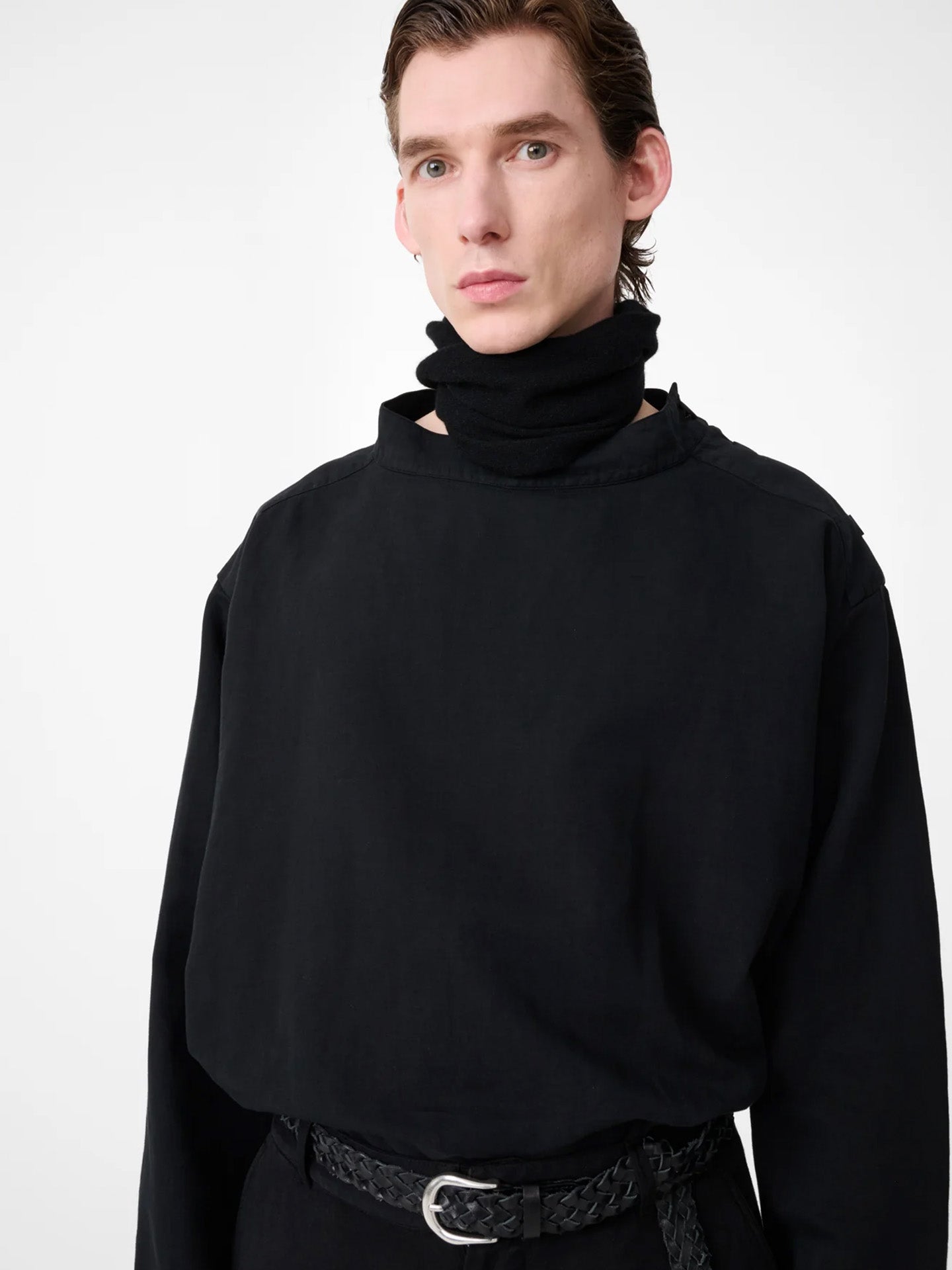 STAND COLLAR POPOVER SHIRT, BLACK