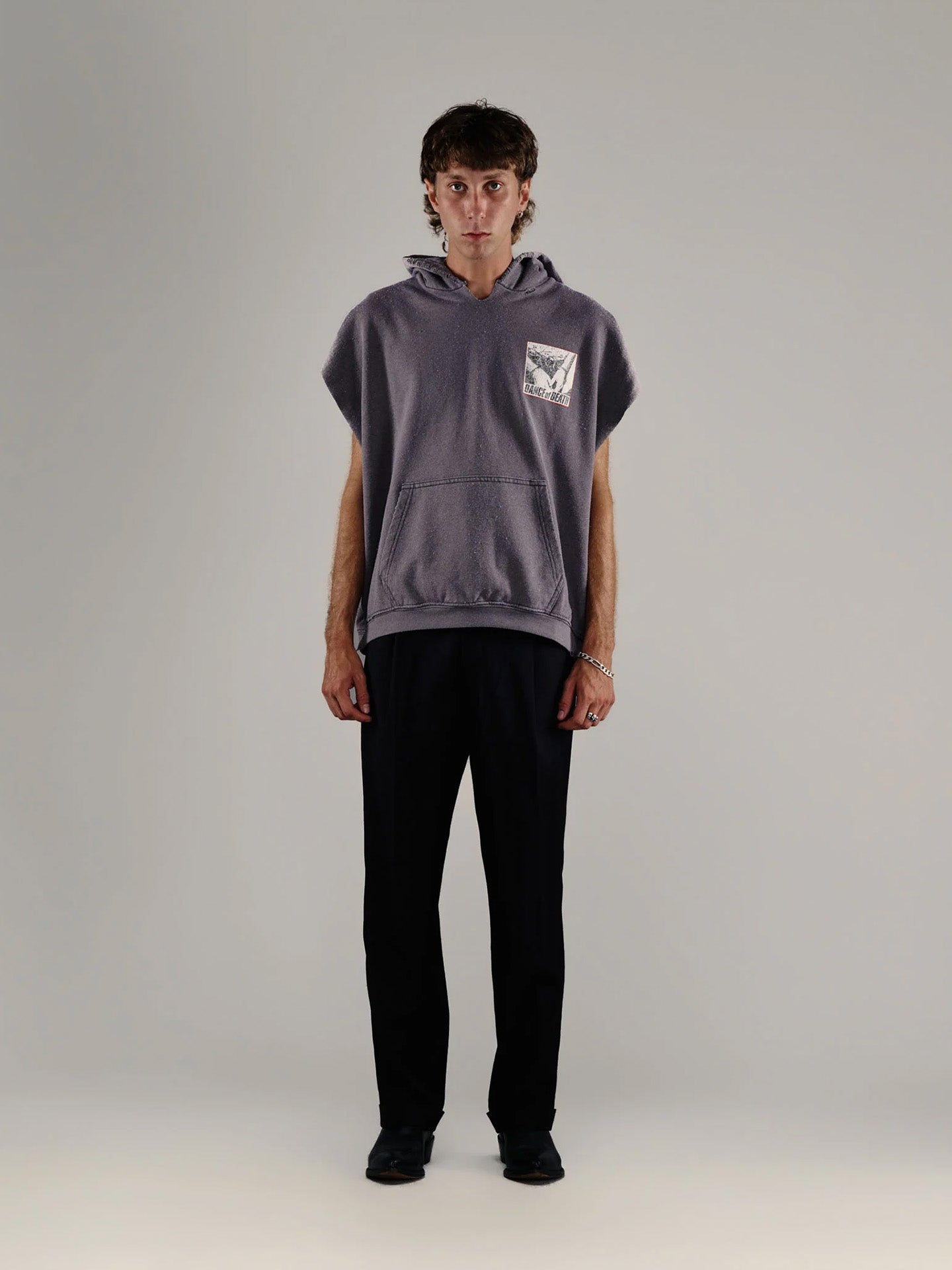 DR. BLUE CUT OFF HOODIE, Brown