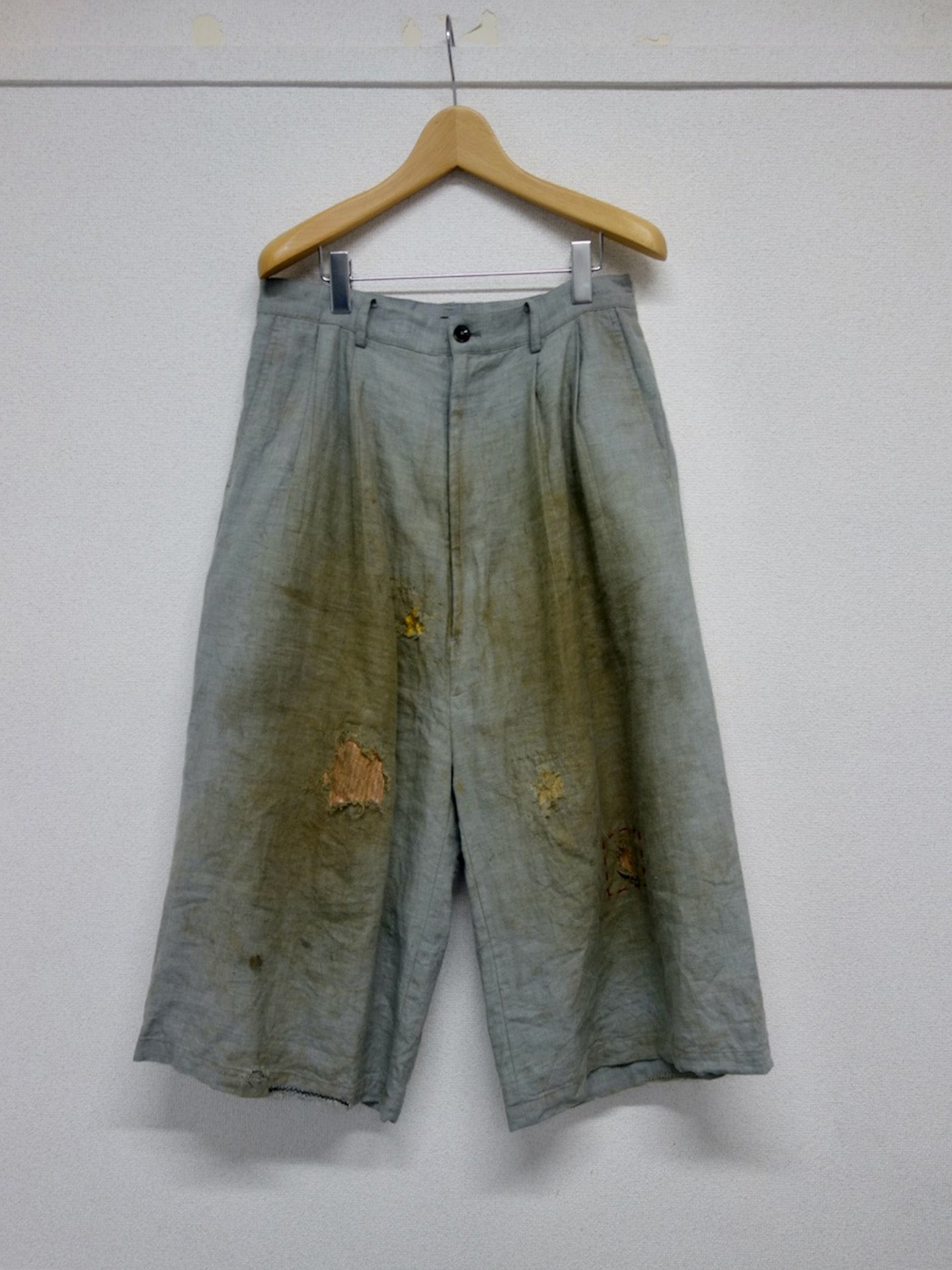 DESTROYED REBEL WEIRD LENGTH SHORTS, Grey