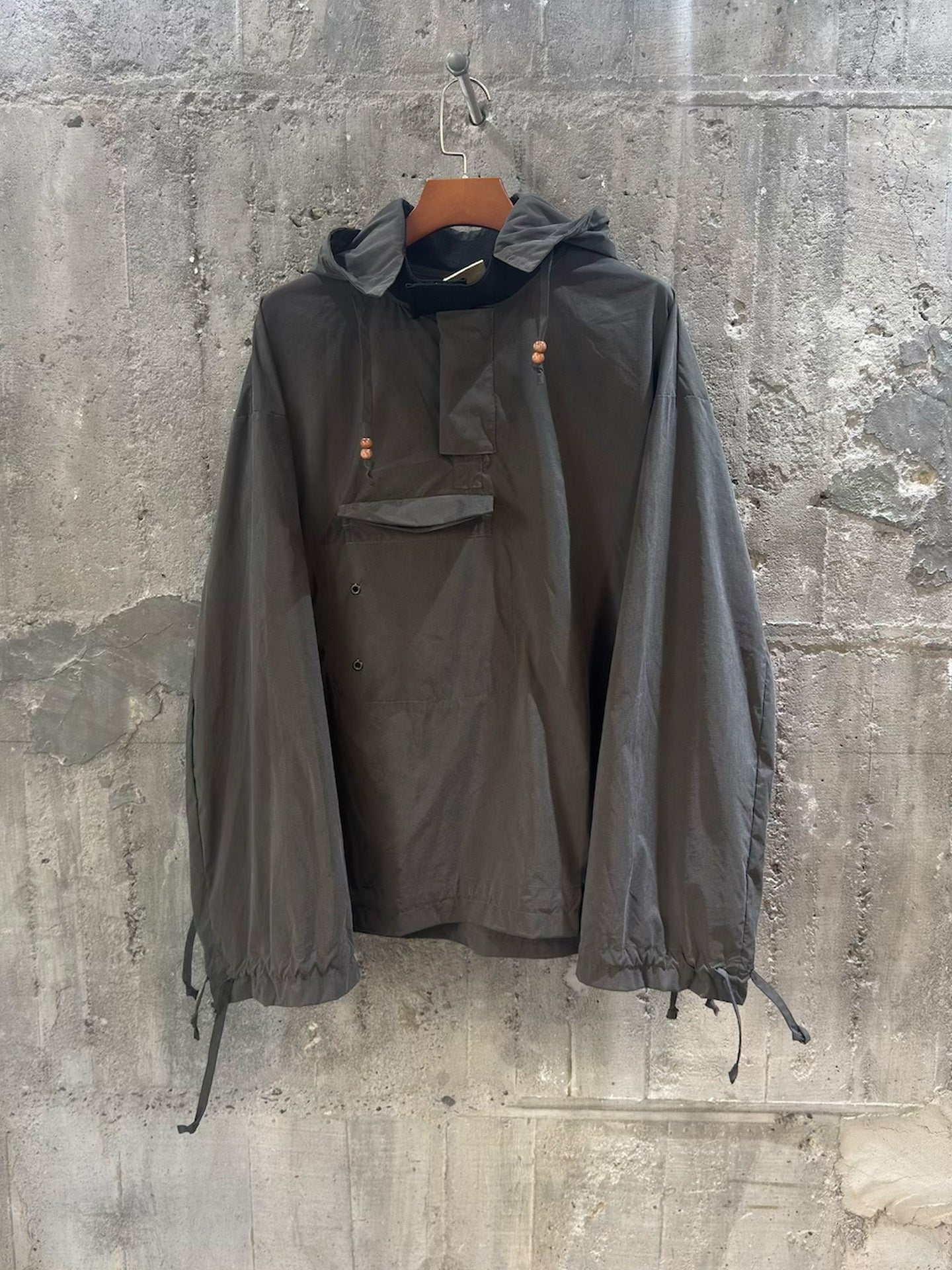 FANG ANORACK HOOD (WATERPROOF), Charcoal