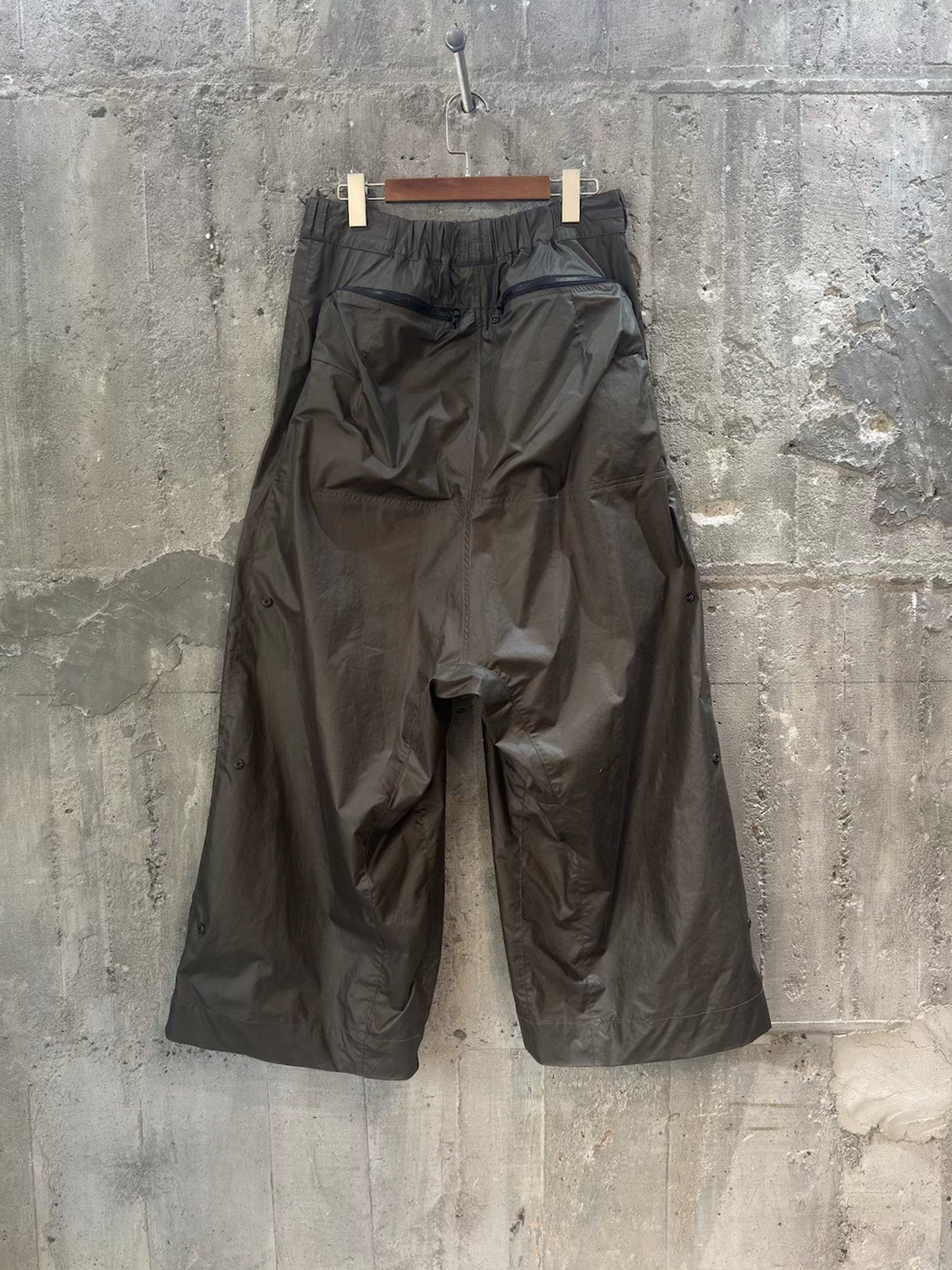 GUAI MORPH PANTS, Olive