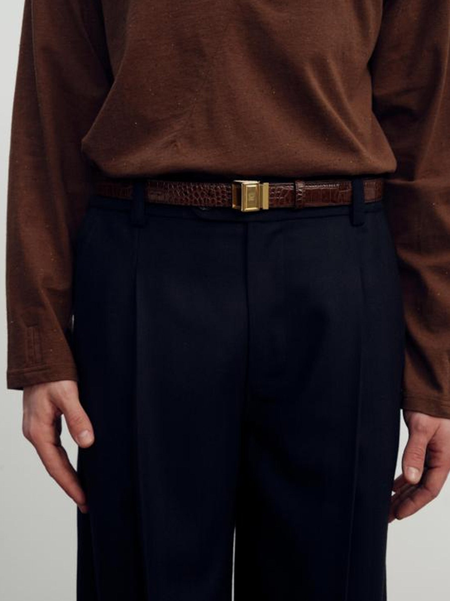INLAY PEDIMENT BUCKLE BELT, BROWN TIGERITE