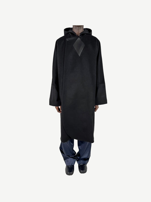 MUNNO HOODED COAT, OBSIDIAN BLACK