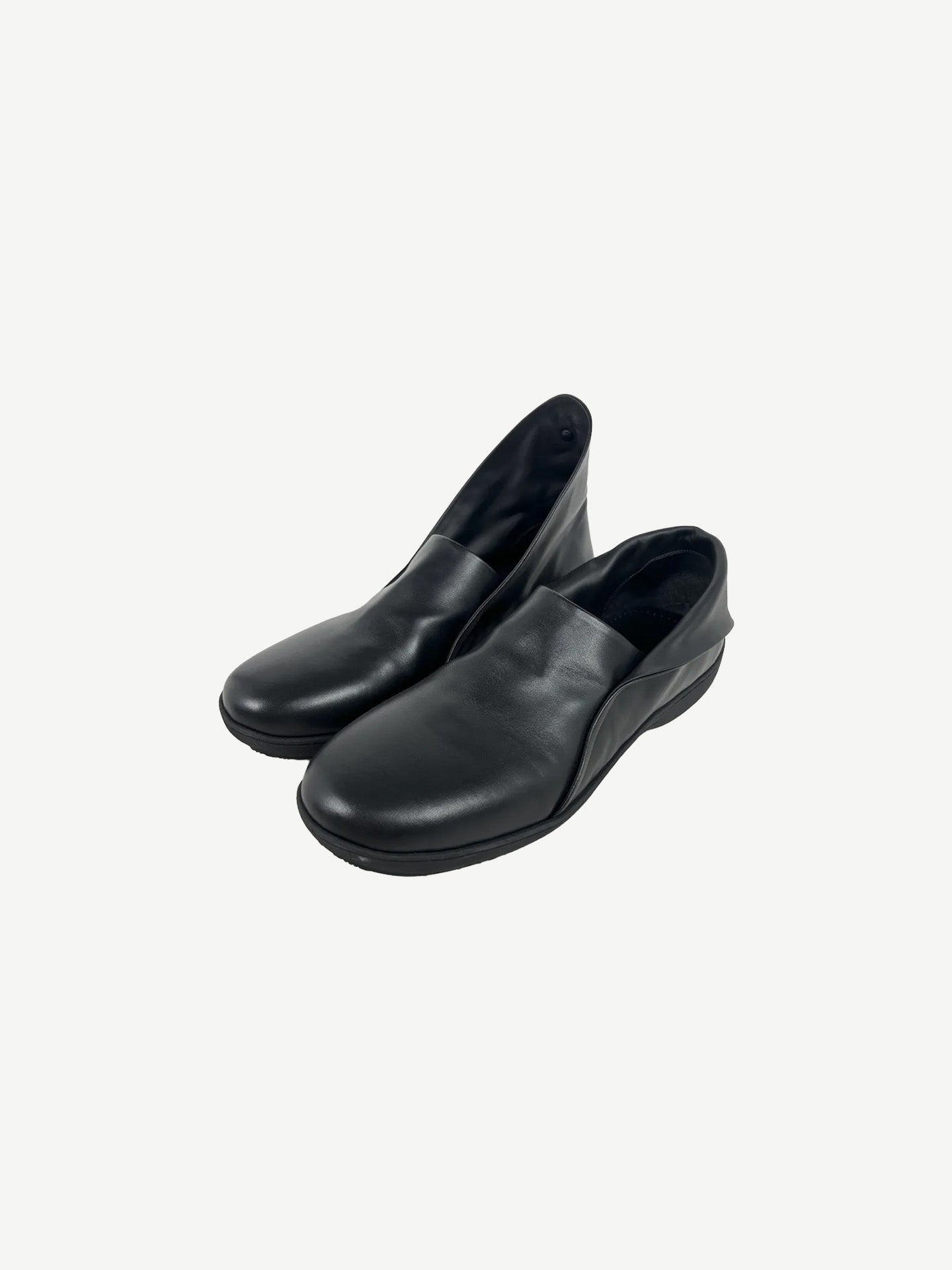 ISKAR SLIP-ON, BLACK