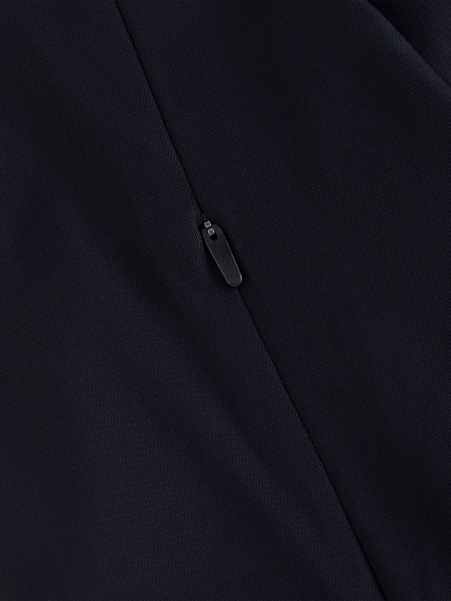 STRUCTURED SPREAD COLLAR SHIRT, BLACK