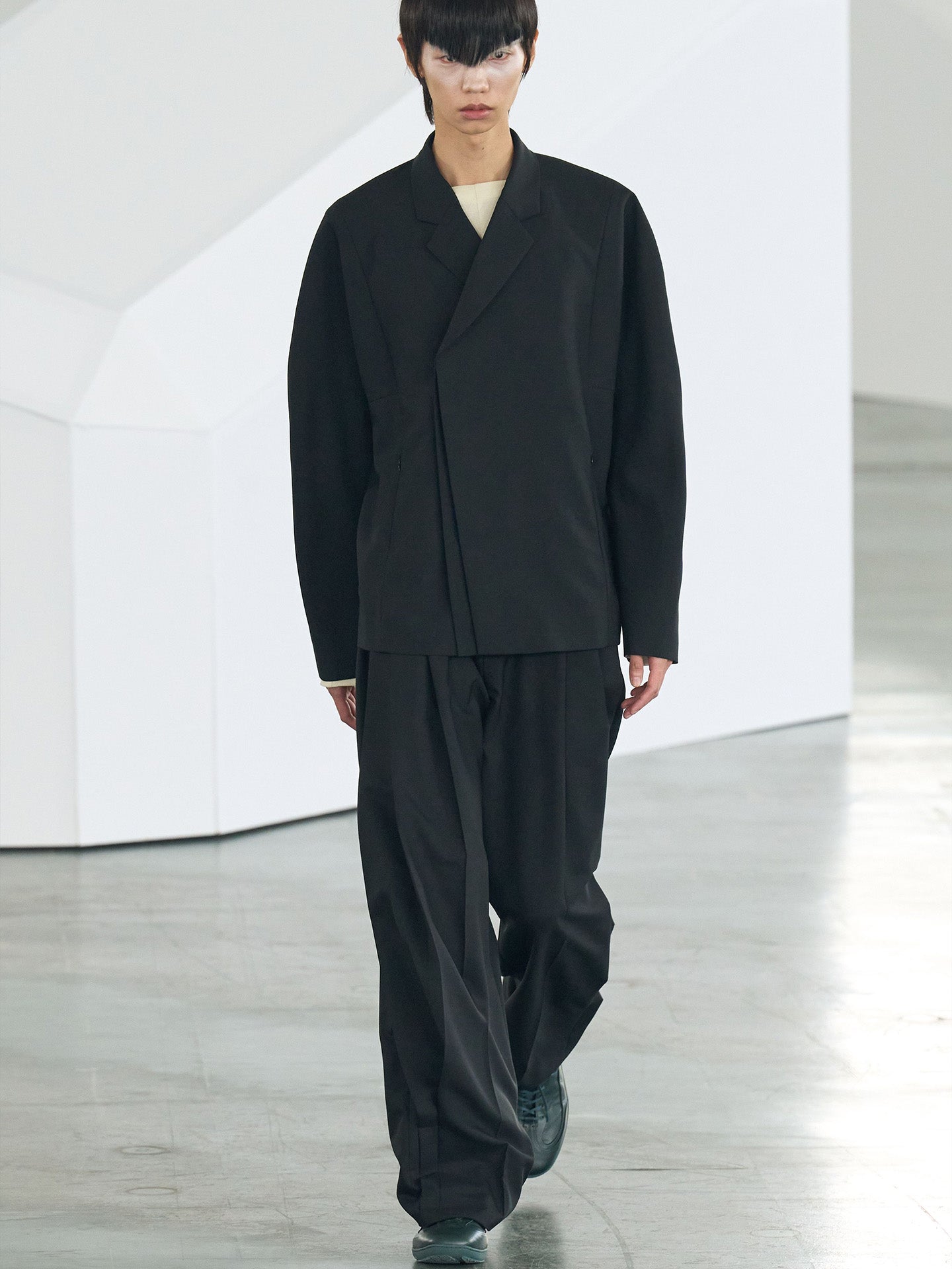 VAALS TAILORED BLAZER, SPACE BLACK