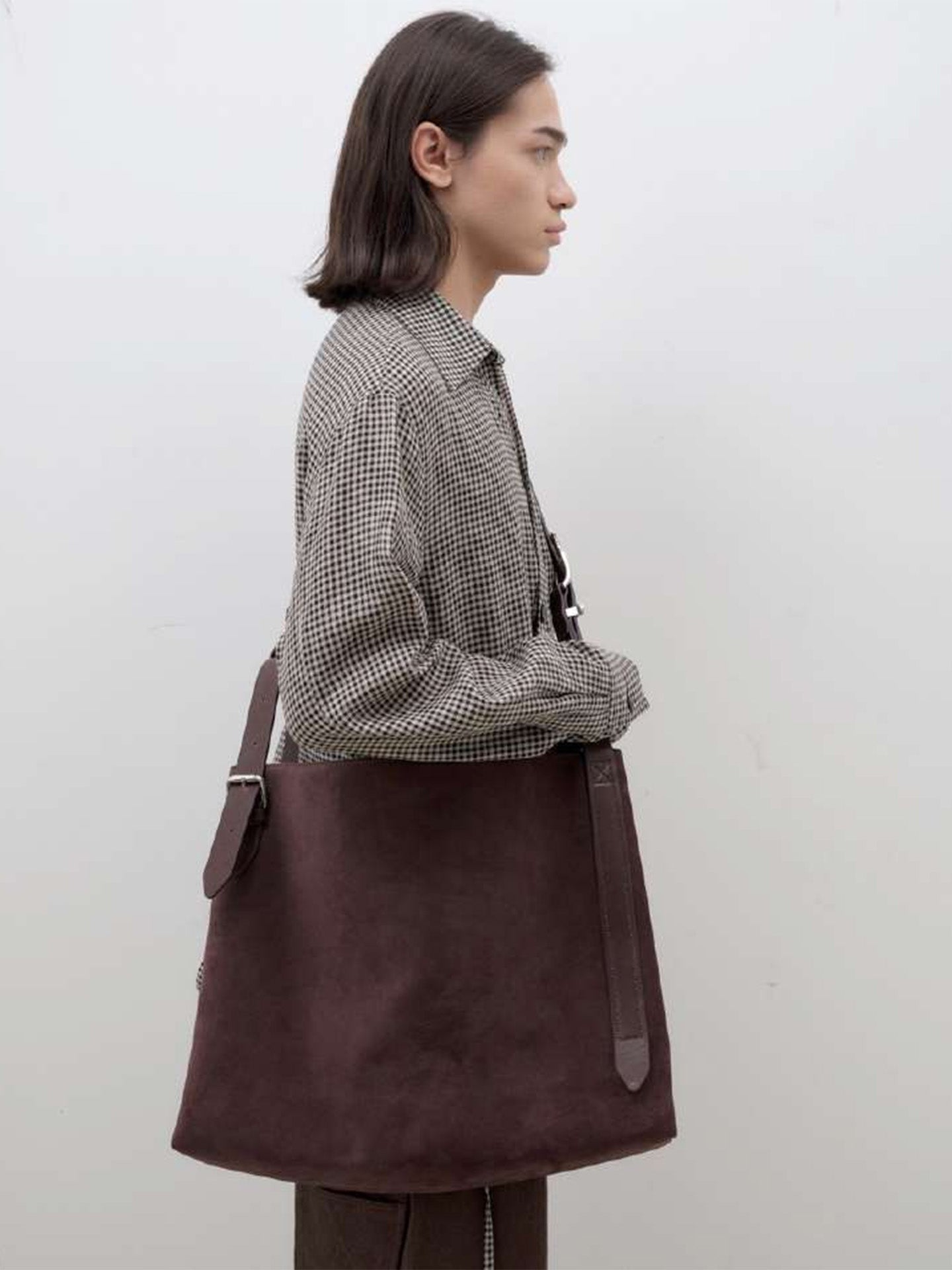 SUEDE CROWN TOTE BAG, Merlot Suede