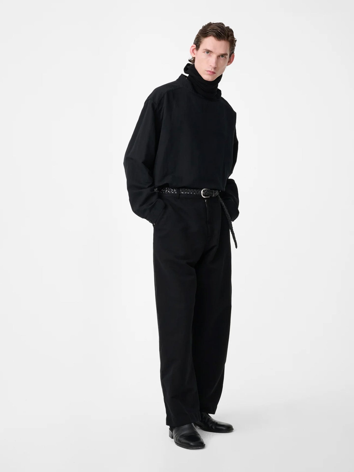STAND COLLAR POPOVER SHIRT, BLACK
