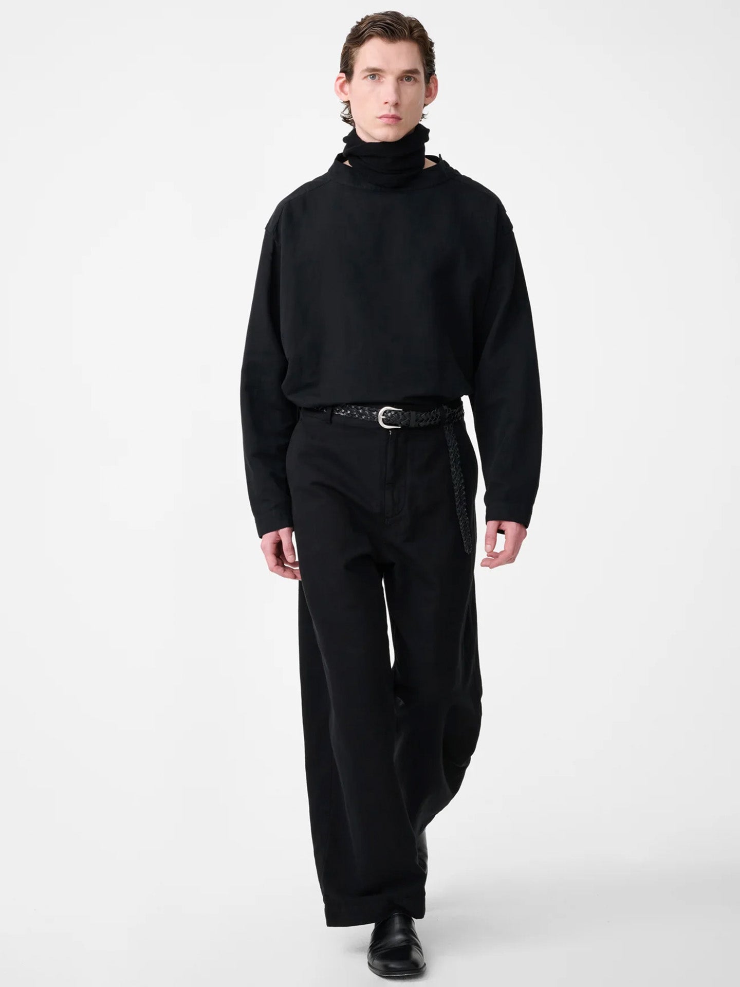 STAND COLLAR POPOVER SHIRT, BLACK