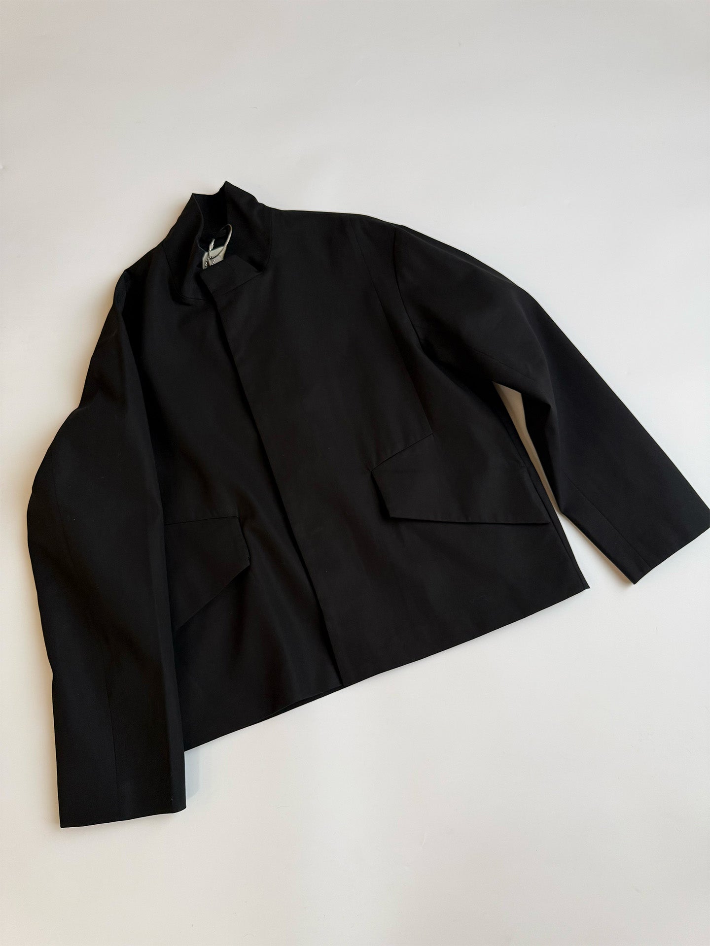 ANTHURIUM JACKET, BLACK